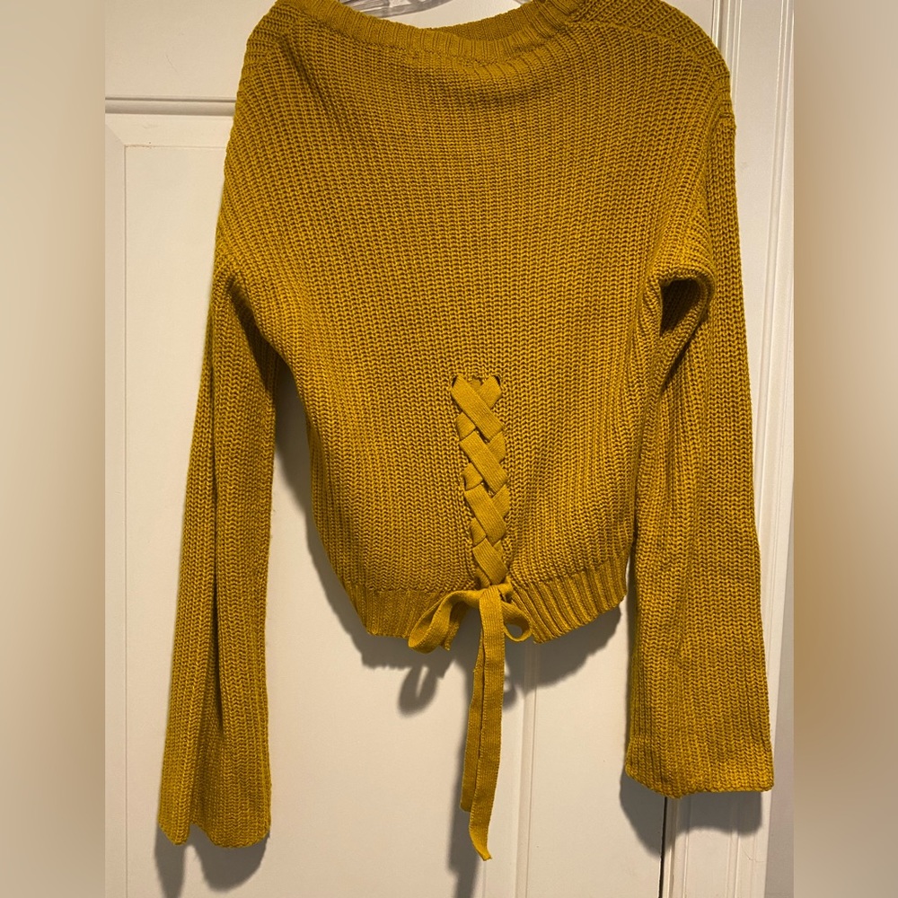 PoOF Ny mustard yellow crop sweater with tie back